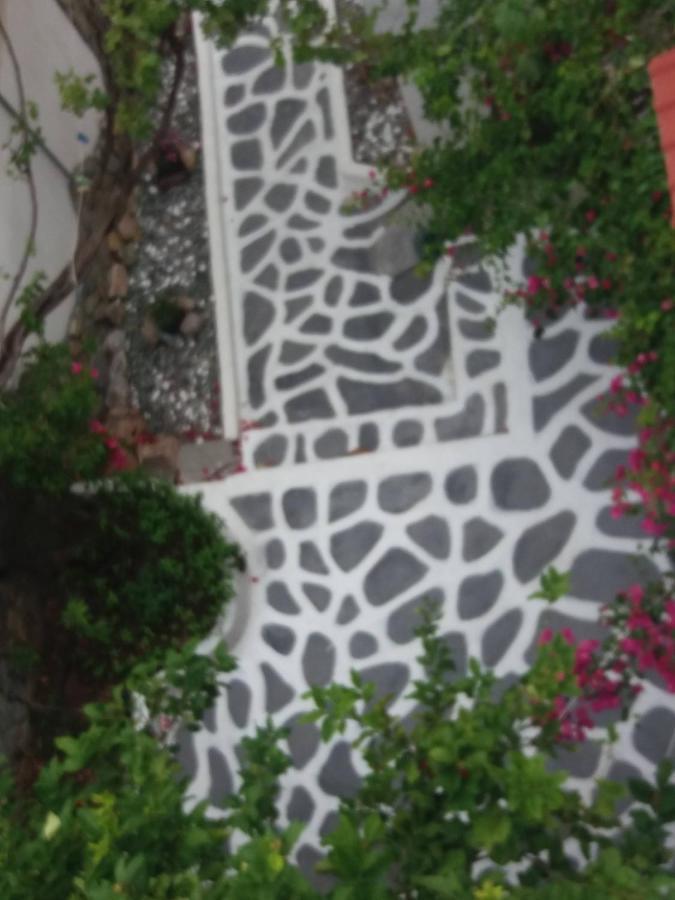 Studio In Garden Poros Town エクステリア 写真